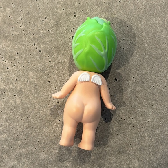 Sonny Angel Cabbage Vegetable Series Brat Summer Green - Picture 2 of 3